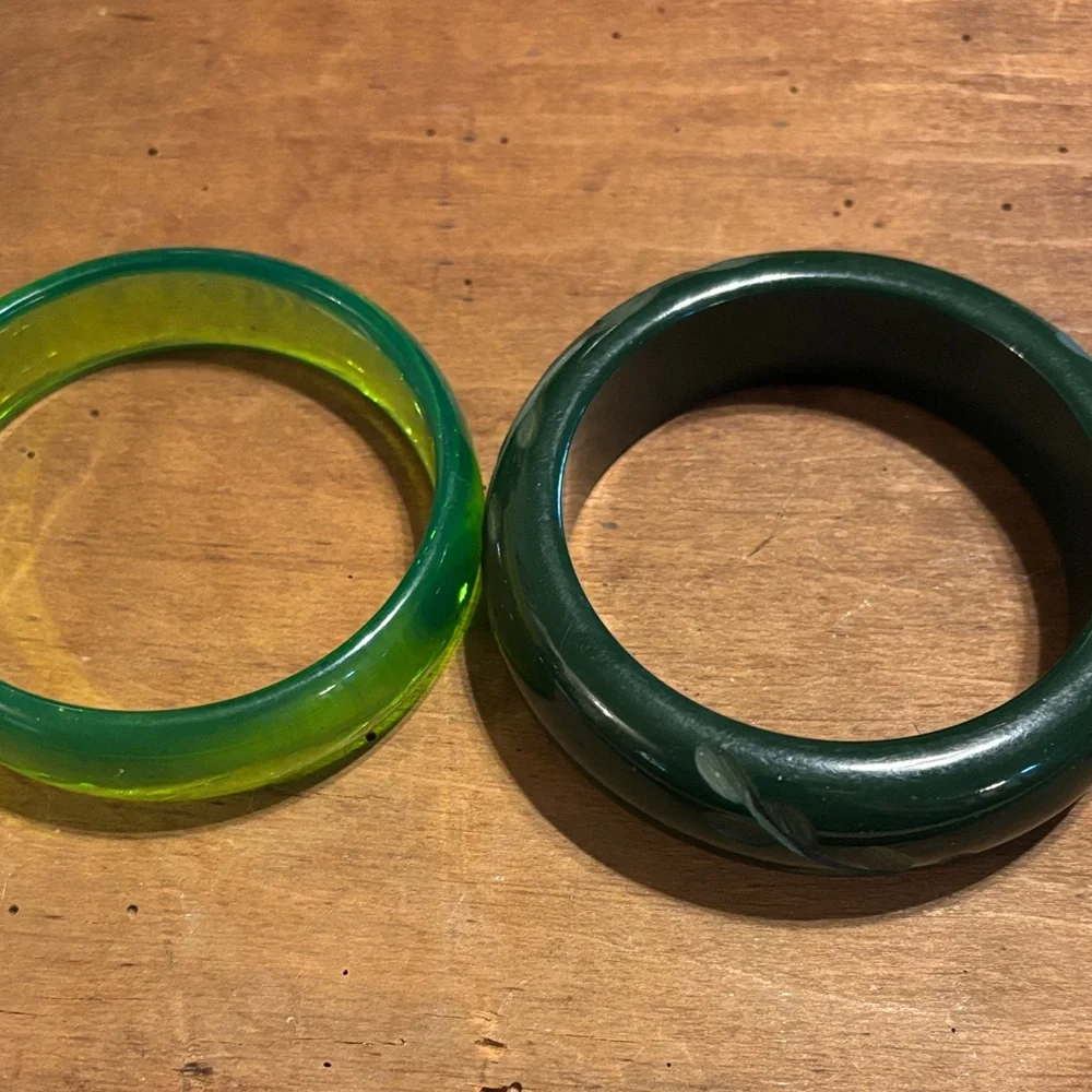 Set of 8 vintage bangles at - Picture 4 of 12